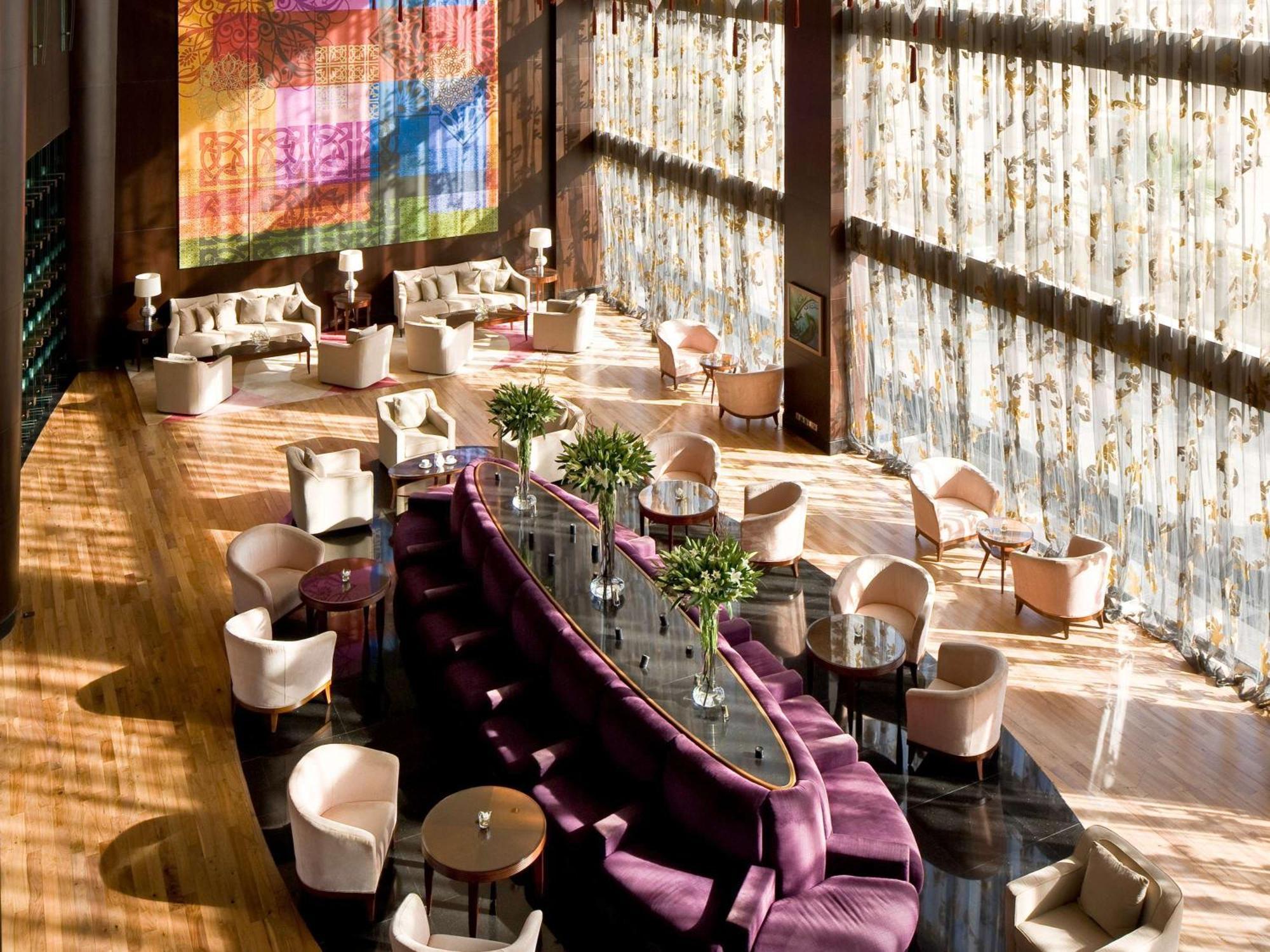 Sofitel Al Khobar The Corniche Hotel Exterior photo The interior of the restaurant